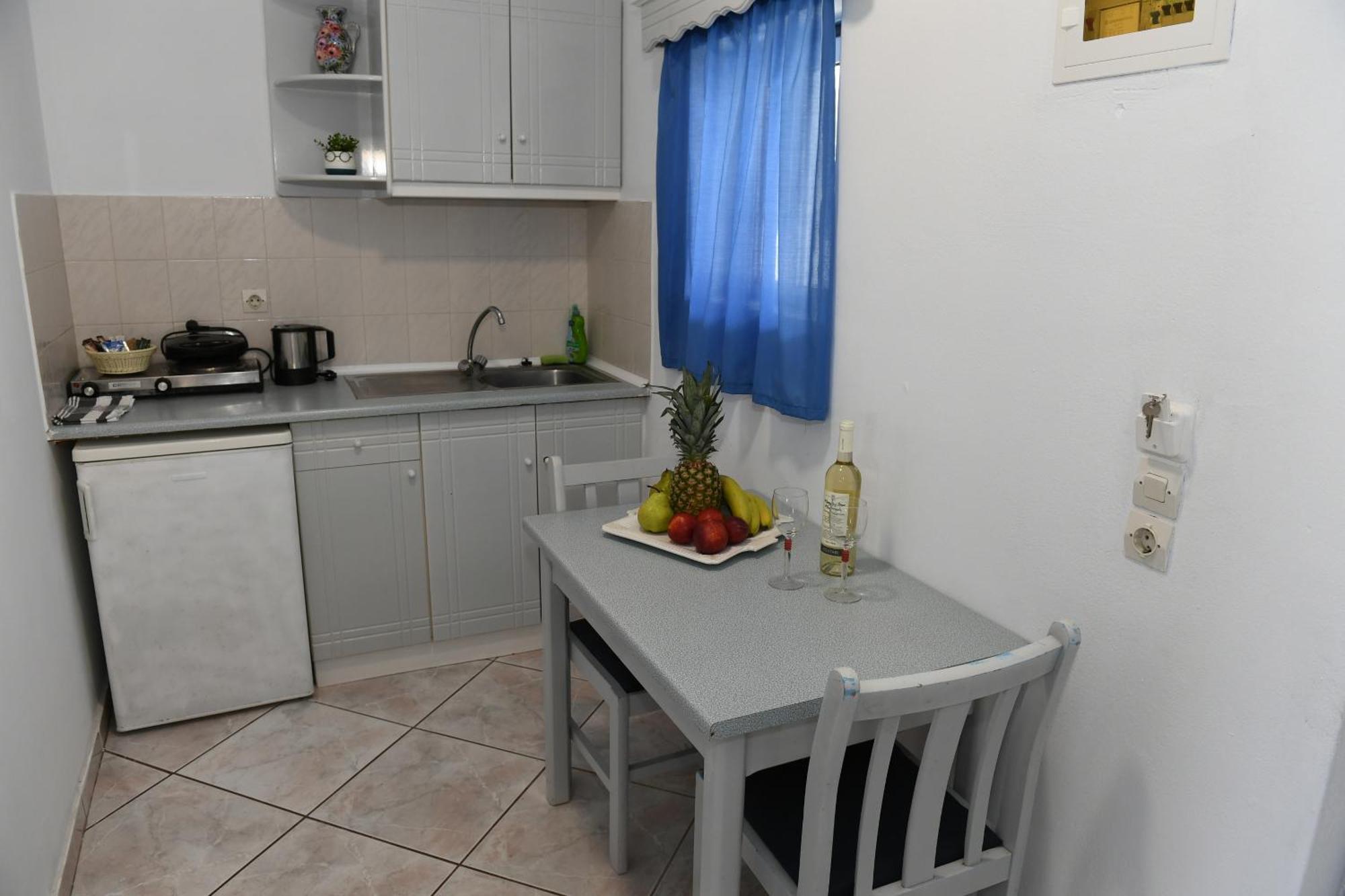 Mimis Apartments เคฟาลอส ภายนอก รูปภาพ